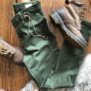 Gap| Army Green Jegging